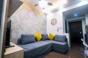 Cozy Crash Pad C Laughter Makati 2272 Swim Gym Park Internet 300